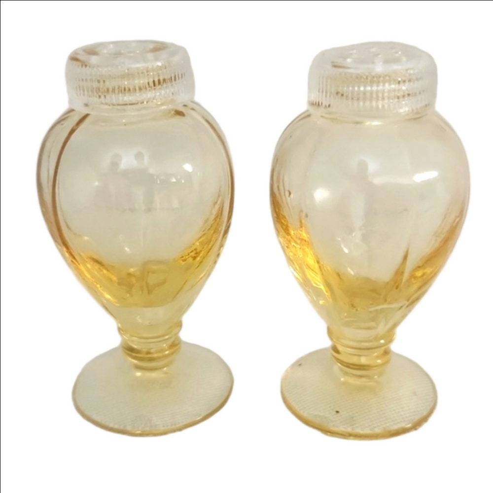 Vintage Fostoria Versalles Topaz Yellow June Glass Salt And Pepper Shakers